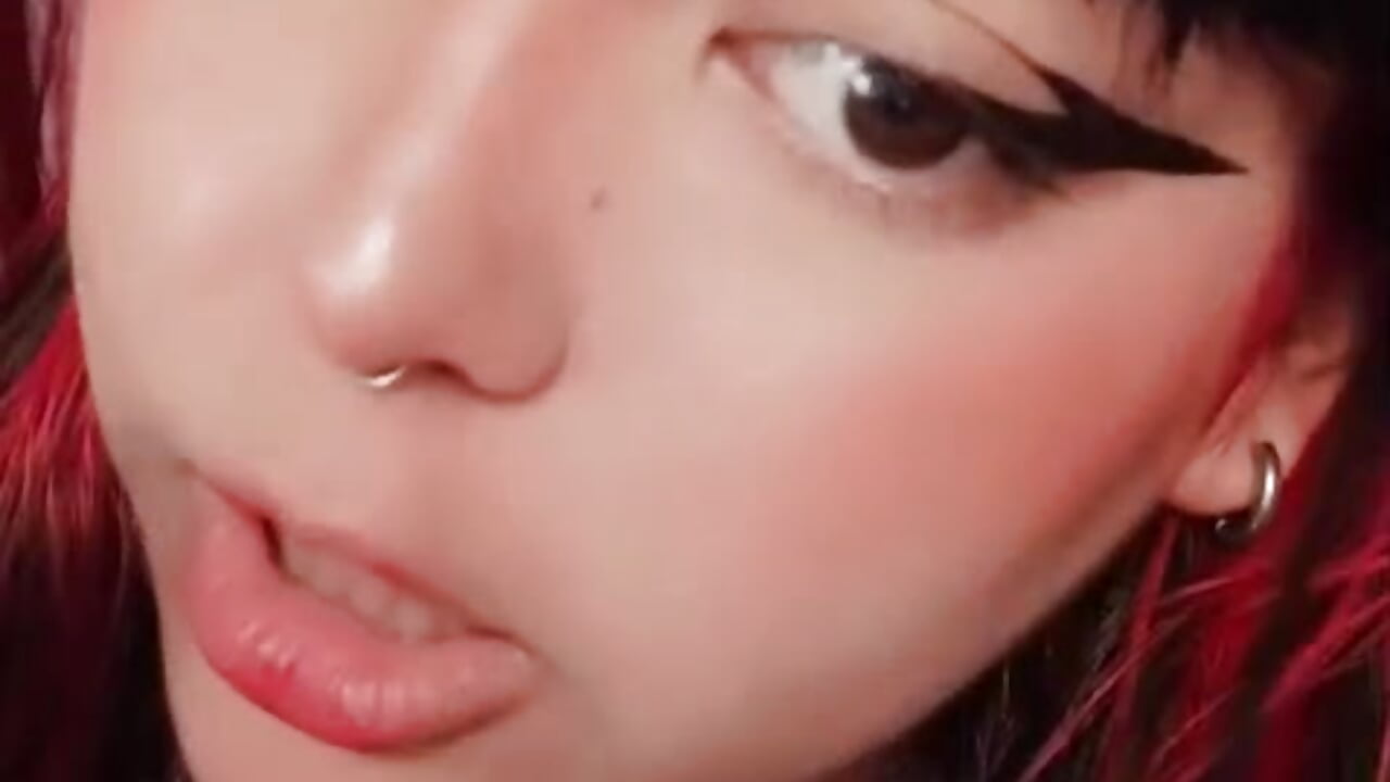 pircings - vídeo de EllieNeptune_ modelo de câmara