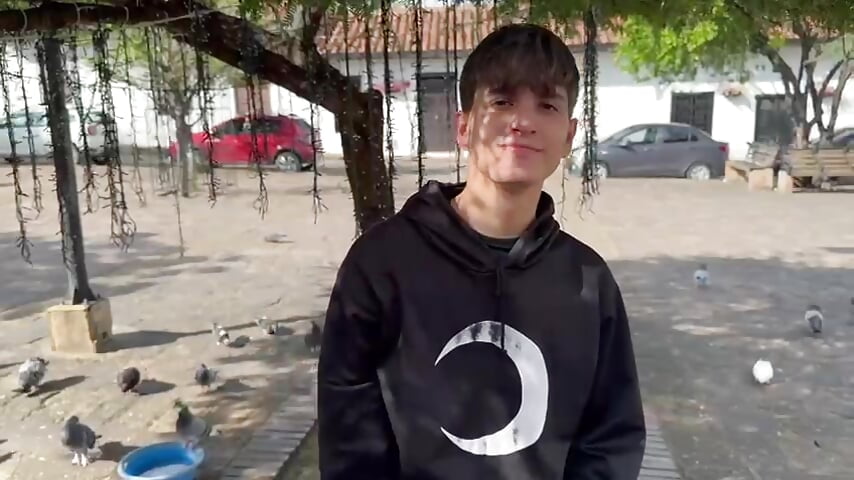 Hi :) – video od webkamerové modelky Naim_TheKing