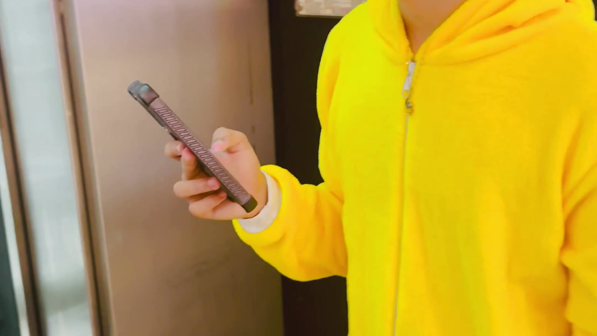 My show was very discreet in public 😂😂 – video od webkamerové modelky Naim_TheKing