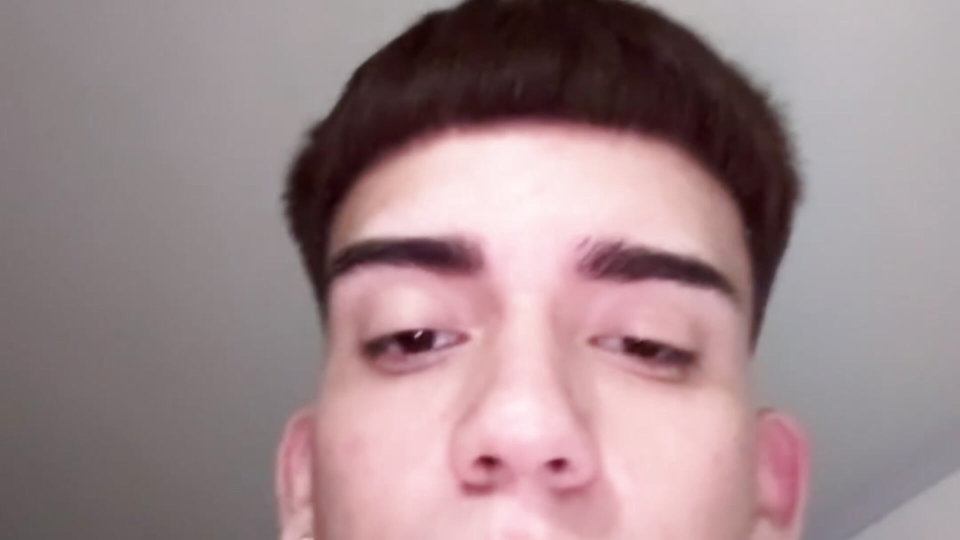 C26F7E4B-B081-455A-A7AF-4178D6C2157F - Stickramirezzc主播的视频