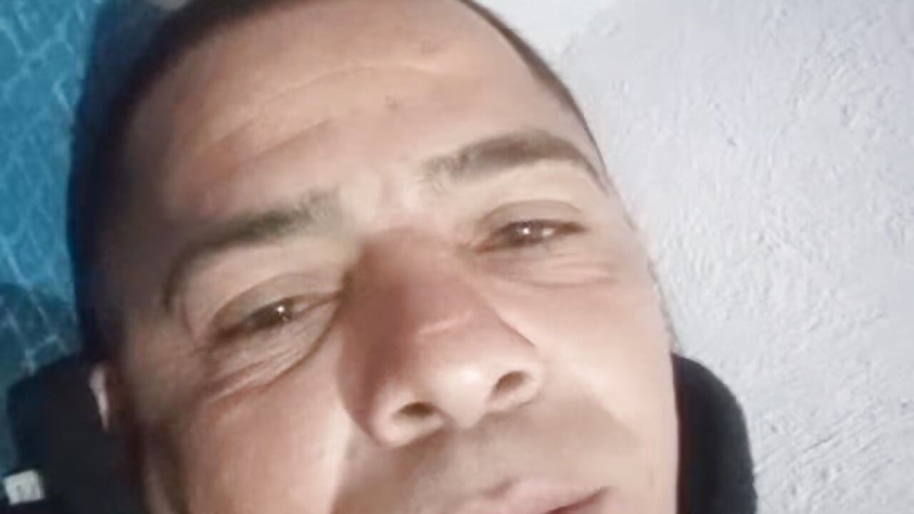 0042b418-0516-4bad-835c-bf19cba1ae8b-watermark - clip cu Xxz_12 model videochat