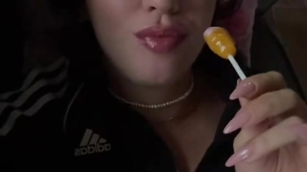 someone with a sweet tooth💋 – video od webkamerové modelky Aglaofema-siren