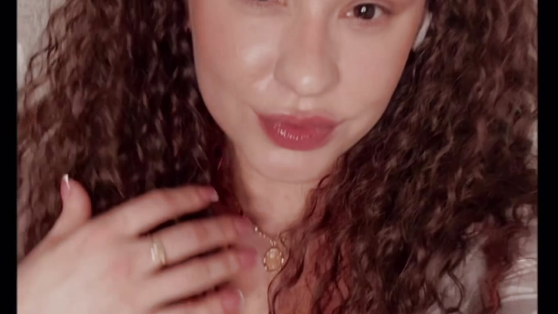 💝 - відео від вебкаммоделі Milky-wey