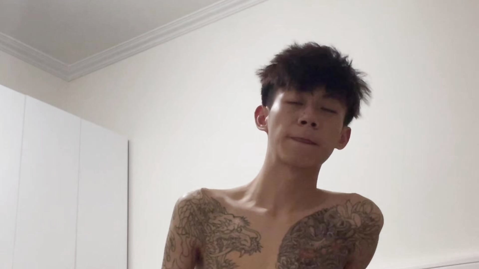 尻尻 自慰 呻吟 色情话
