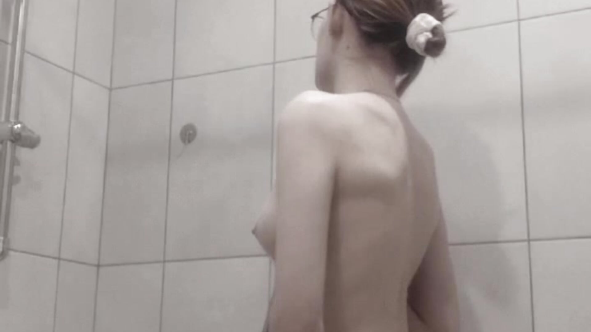 Play with me in the shower 🚿💖 - video van PetralPrime cam-model