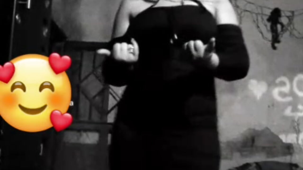 pretty - video di angelhotlatina18 modella di cam