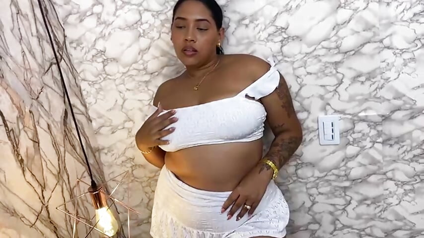 Daddy, fill my ass with your hot cum.🥵🍑🔥 - video di Vanessa__Fox_ modella di cam