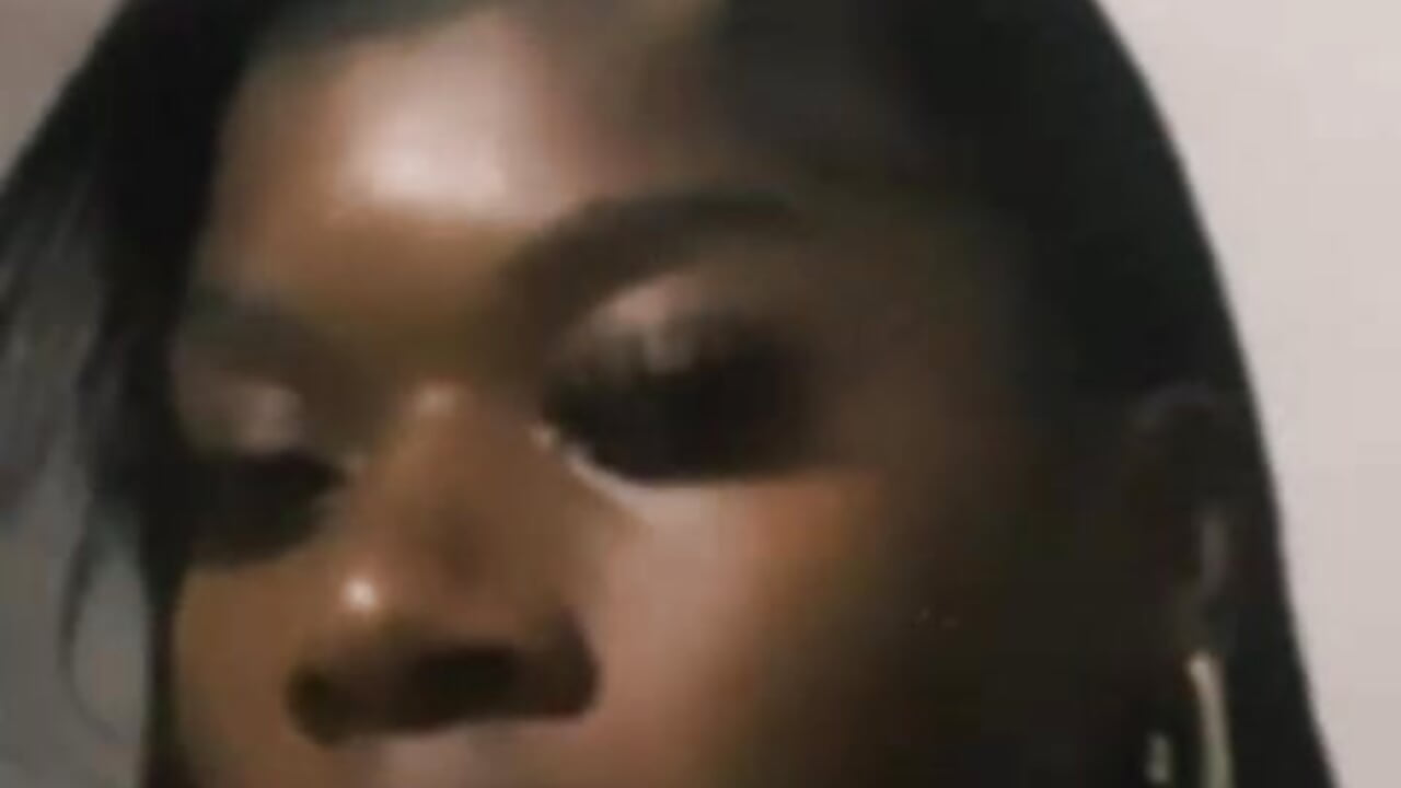 Cutie😍😋 - video av Chocolate_Queenxx03 cam model