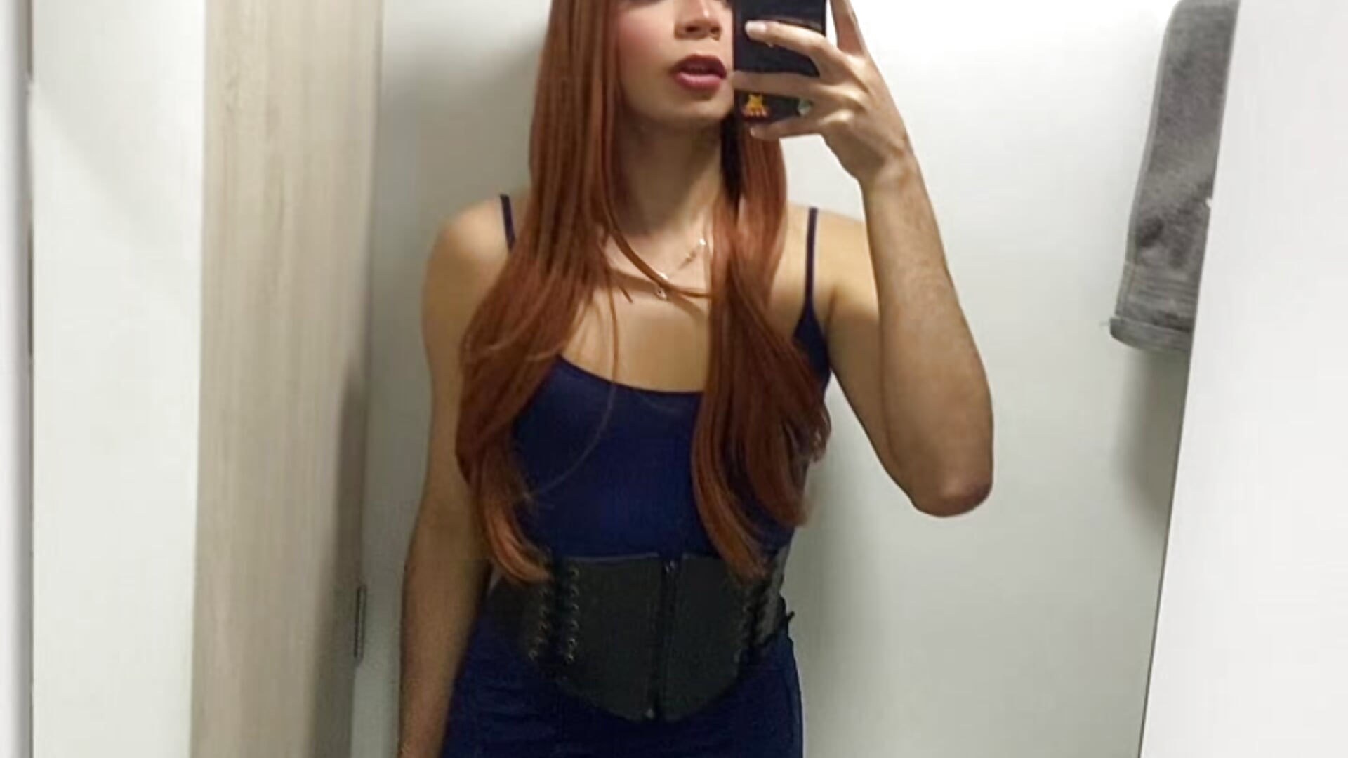 you like the blue dress  💙 – видео вебкам-модели Hurremcan_