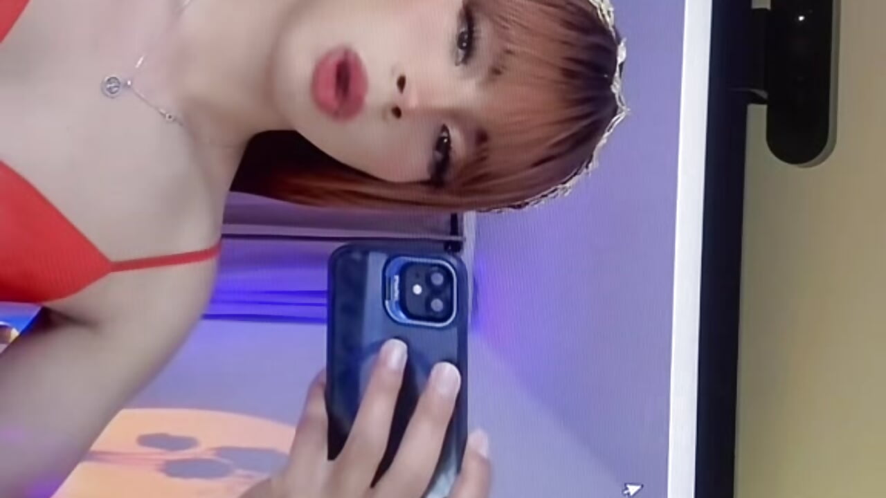 The red looks very good on me🐦‍🔥🫶🏼 - Hurremcan_主播的视频