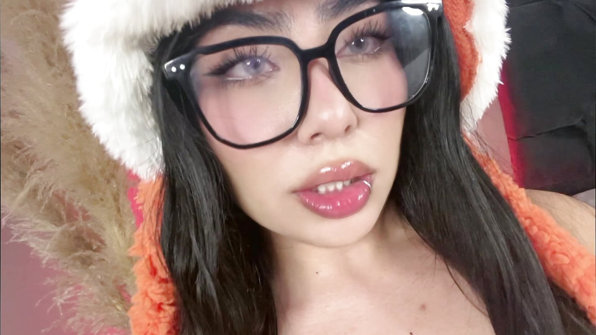 Foxie mood🦊 - video av valecutee cam model