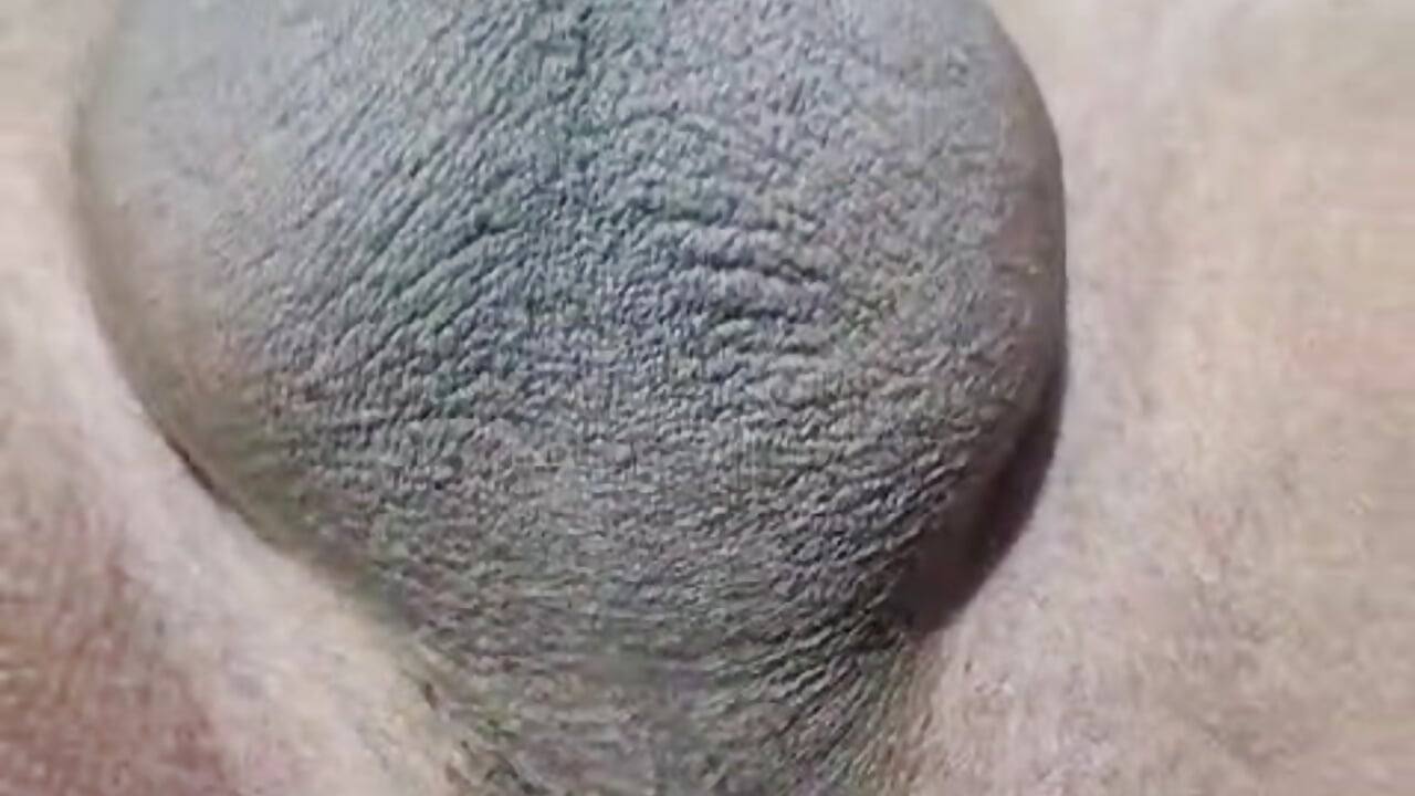 Calentando mi polla para ti - video by juanmaur22 cam model