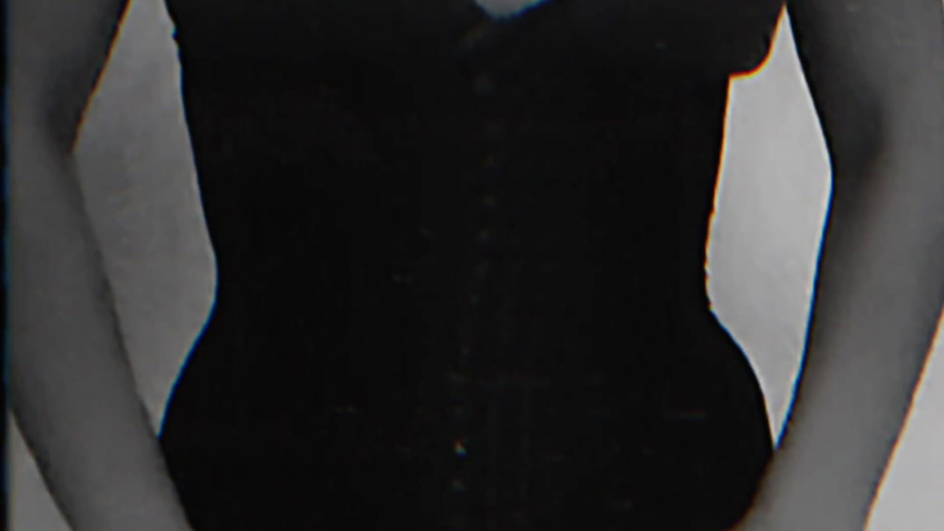 your hot maid – video modela na kameri luisa_moore