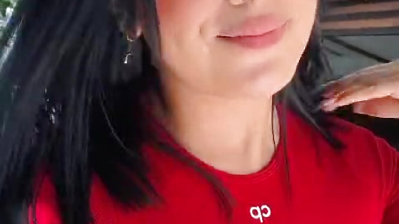Being myself🍒🤭 - vídeo de la modelo de cam vicky_grey