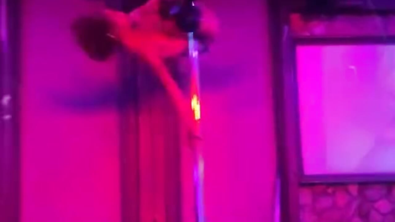 b16efc7cd61e464cbc80bb2128514add.mov – video modela na kameri MsAmitra