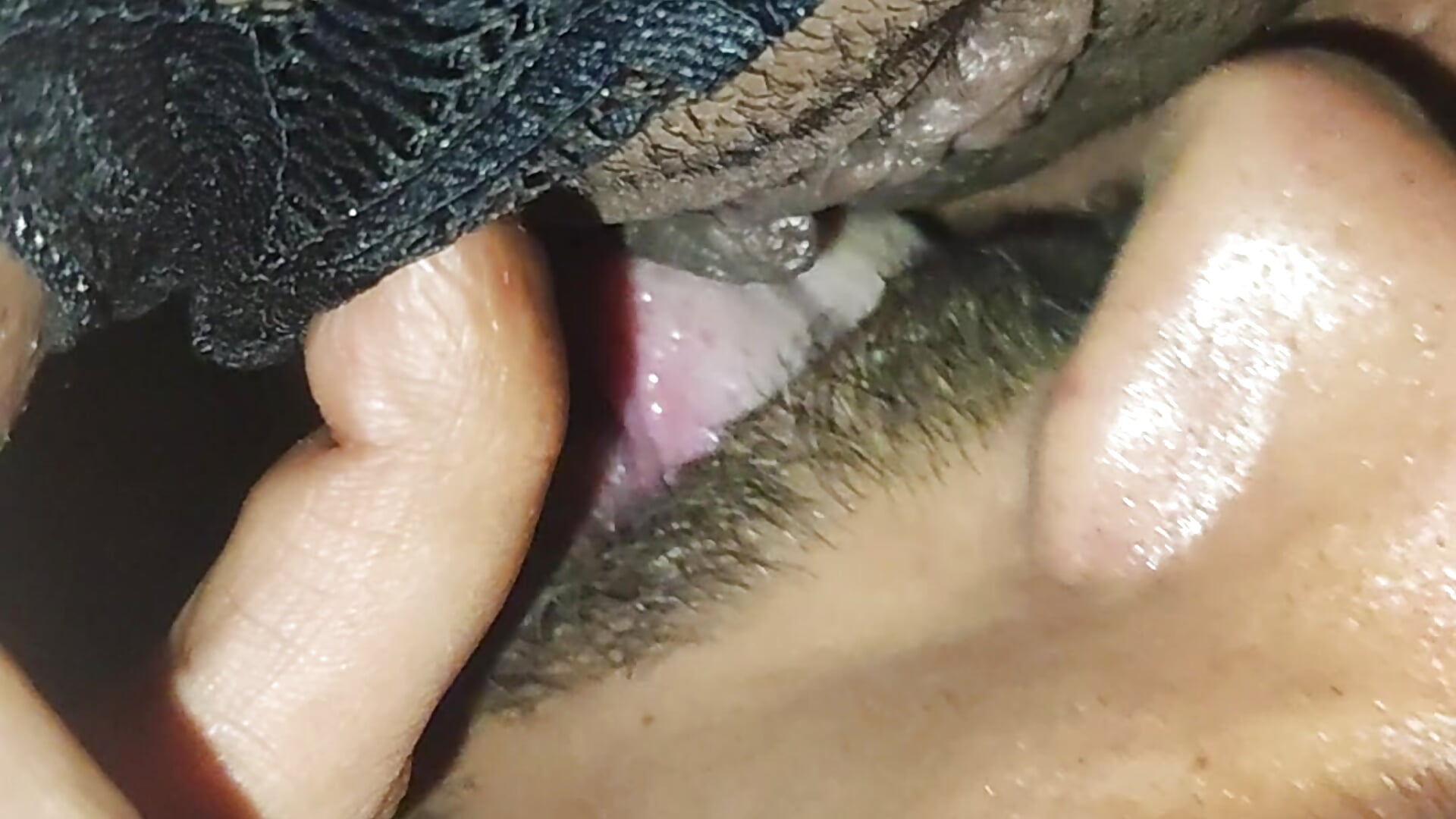 For me - video av Closedhanja cam model