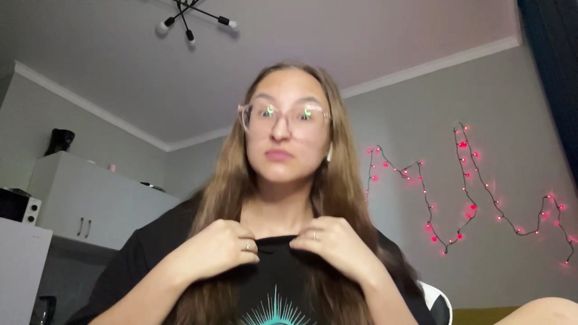 “My Safe Word Is… (Guess Game)” - video by Mlacutehere cam model