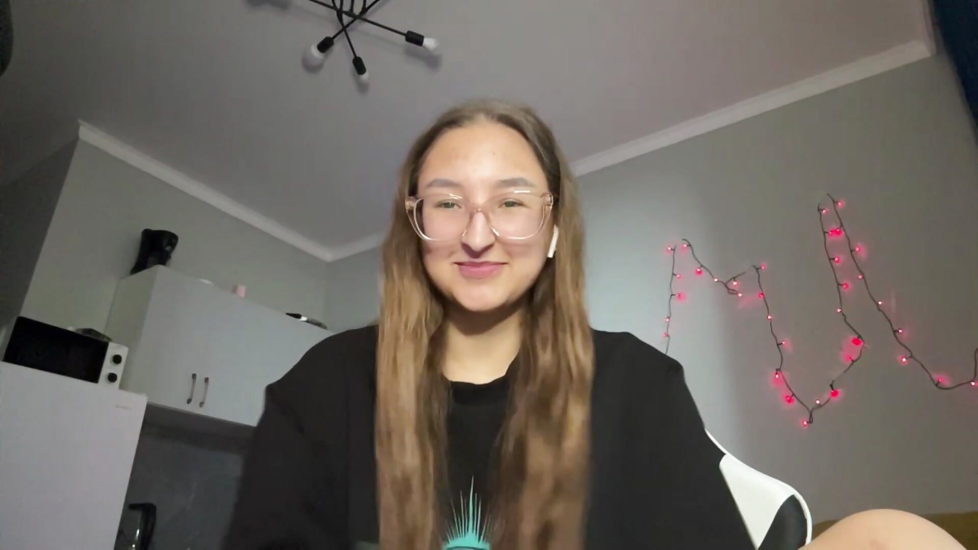 “The Glove Slide” - video by Mlacutehere cam model