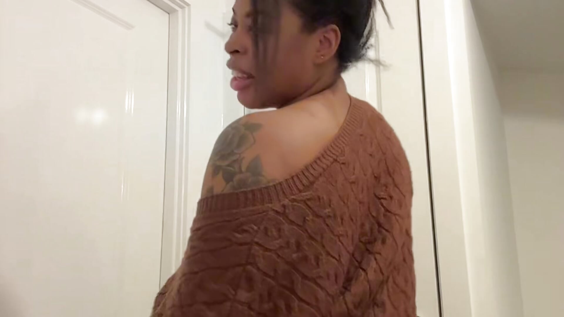 833623e48ea54845ae4f6a20382795b9 - video by amararosexx cam model