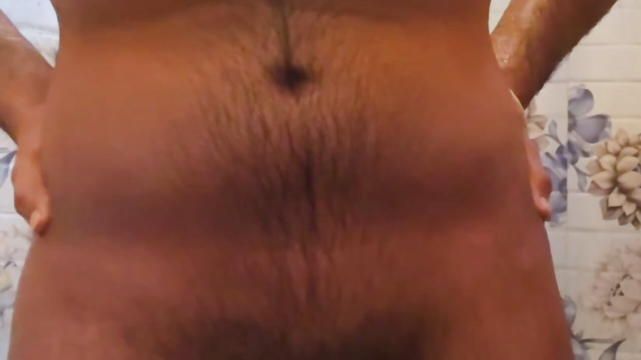 Flexing My sexy body and cock - วิดีโอโดย sinfulldesire โมเดลแคม