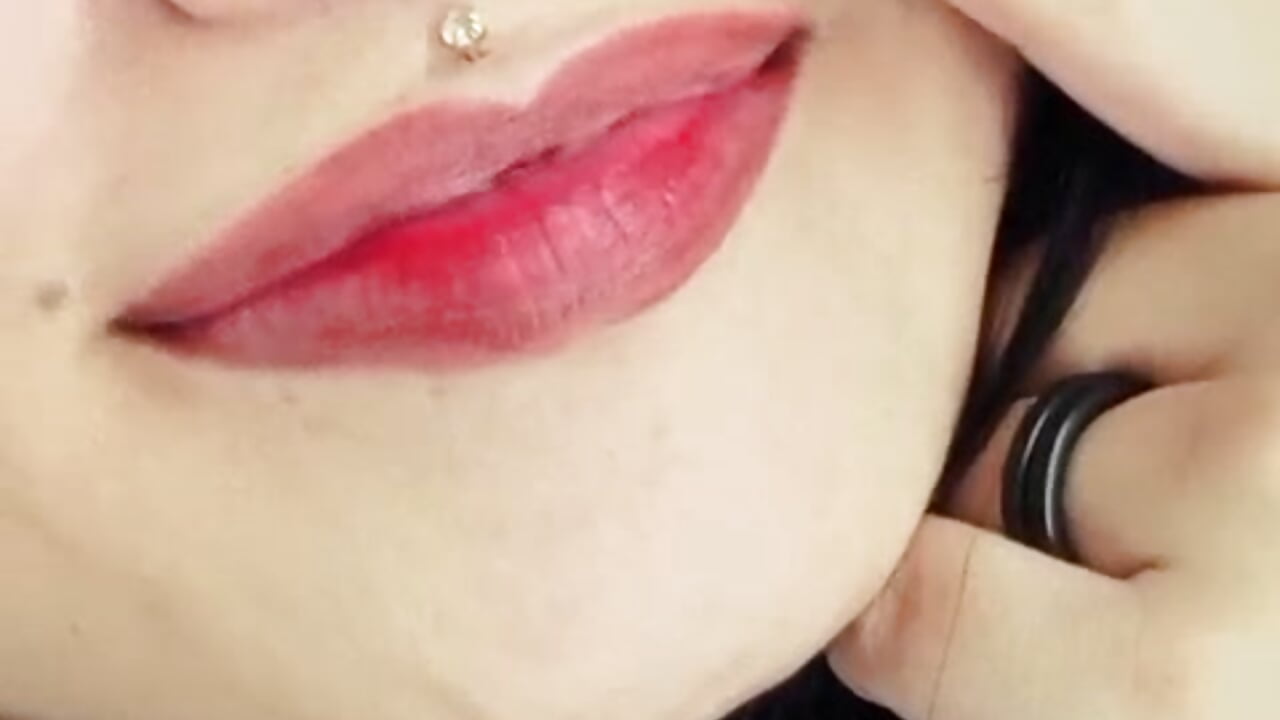 HELLO! NICE TO MEE YOU - βίντεο μοντέλου JaneeDaviss