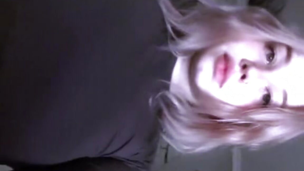 ☺️ - відео від вебкаммоделі Lulu_Di