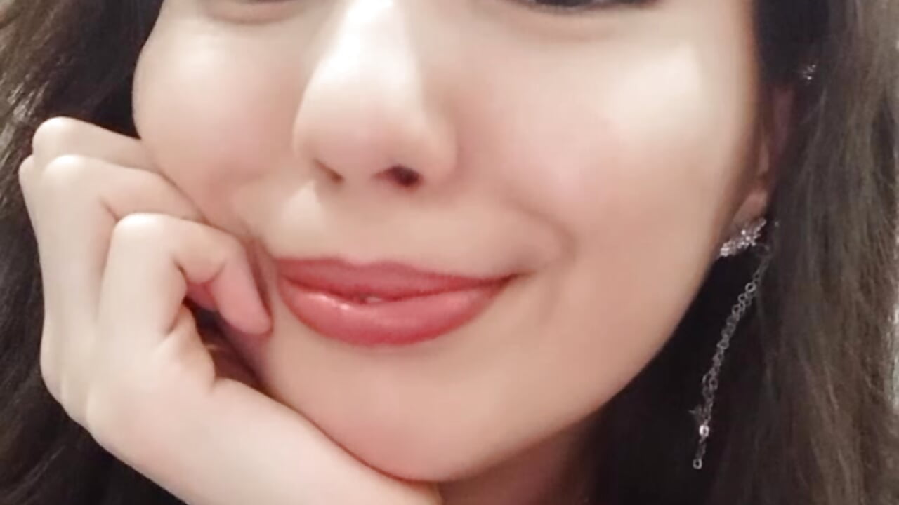 Let's get acquainted - วิดีโอโดย DoraMalakan โมเดลแคม