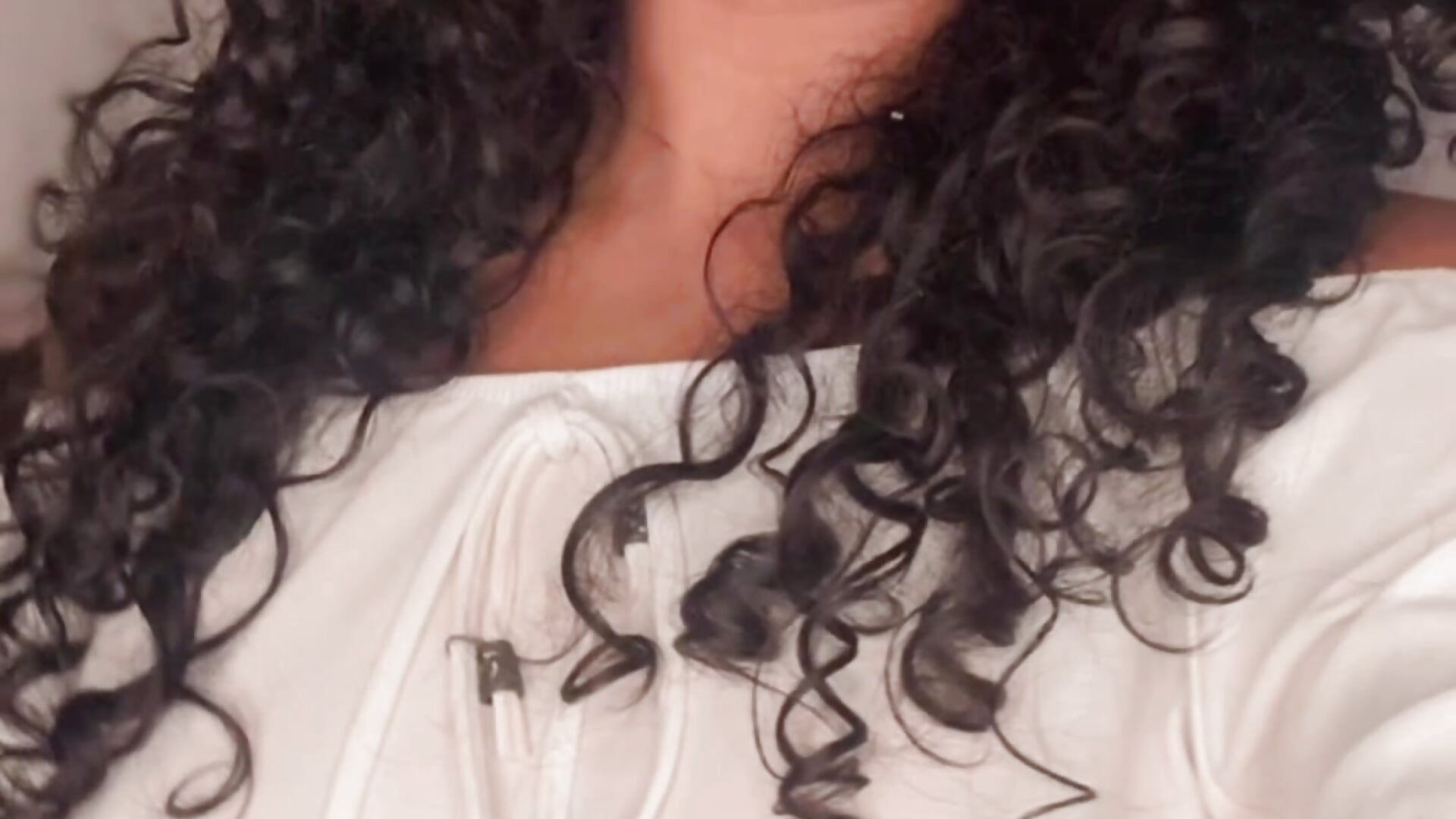 Hey hey 🥰 - video by Carlymonroee_ cam model