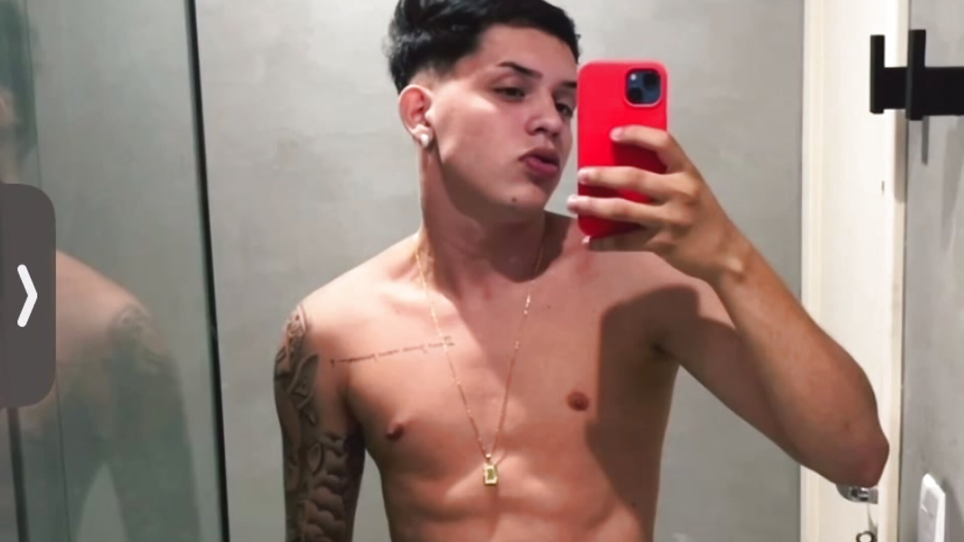 ScreenRecording_05-09-2025 00-44-07_1 – video od webkamerové modelky vytornovinho