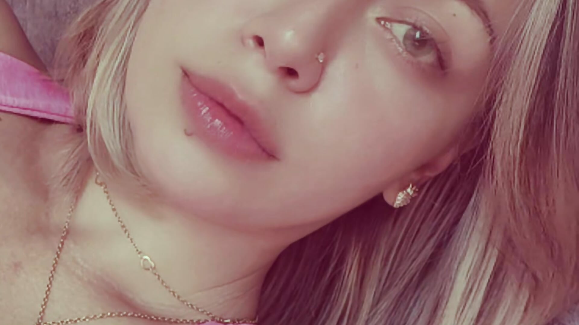 💋 - video av BellaDonna_16 cam-modell