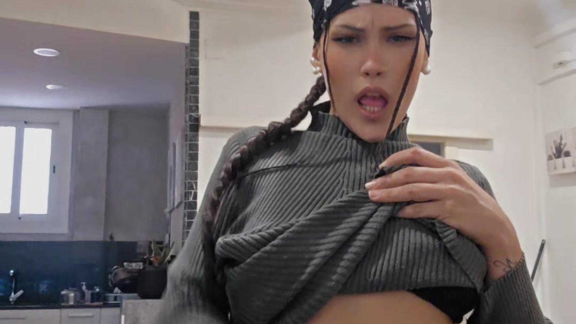 8723 - Vídeo de Beebeeyyy, modelo de vídeos