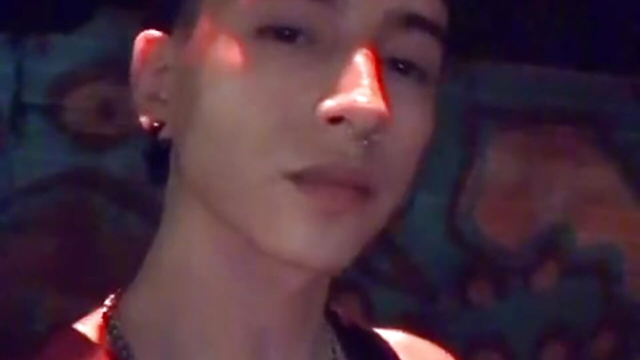 😘 - video by lian_cameron cam model