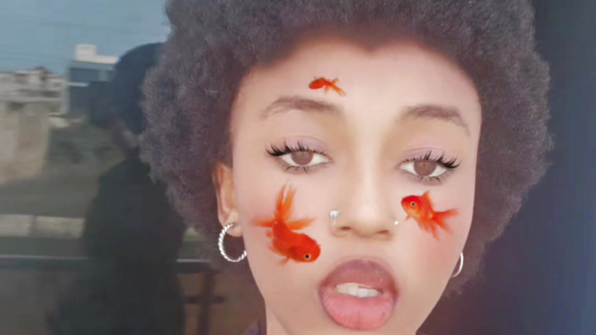 1000063082.mp4 - video by CashmerQueen cam model