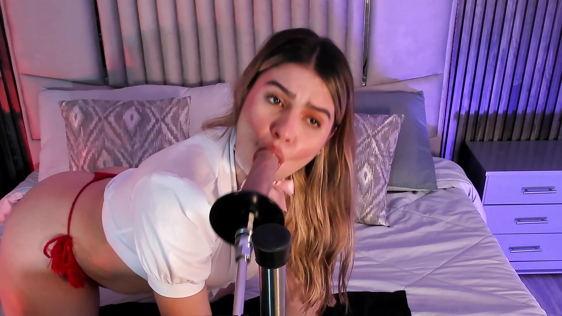 Deepthroat and ass - vídeo de Liiahfontaine modelo de câmara