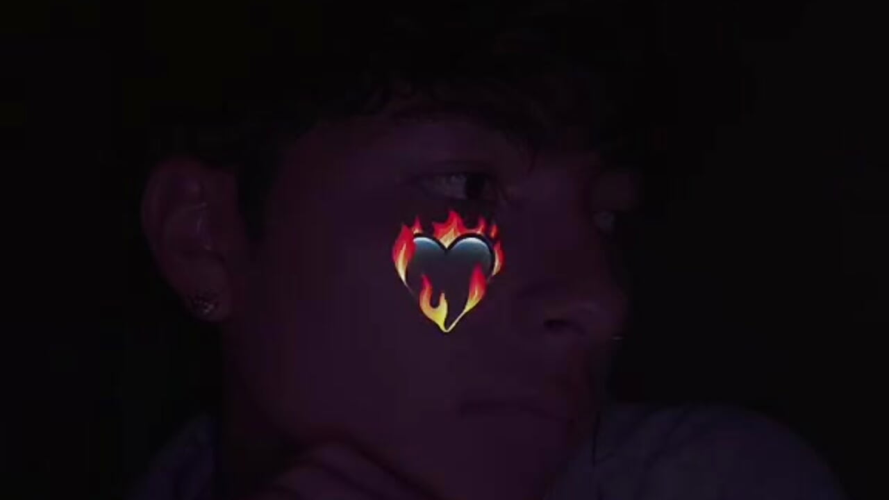 Yummy😏🔥– osamu_tay kameramodell videója