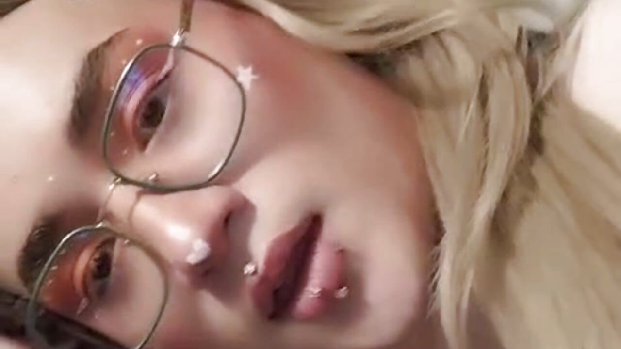 kiss my piercing ♥ - วิดีโอโดย NOOAH_TAY โมเดลแคม