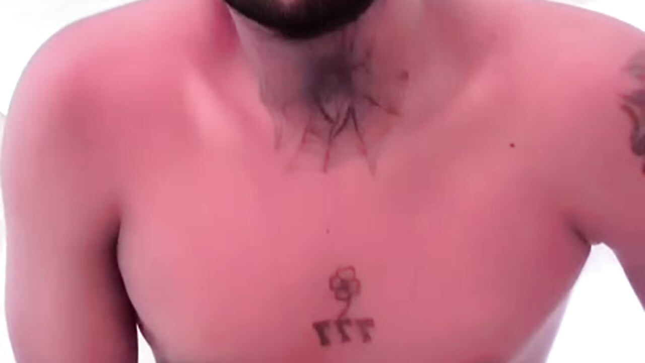 mi bello pubico casi se sale - วิดีโอโดย Axell_Kinng โมเดลแคม