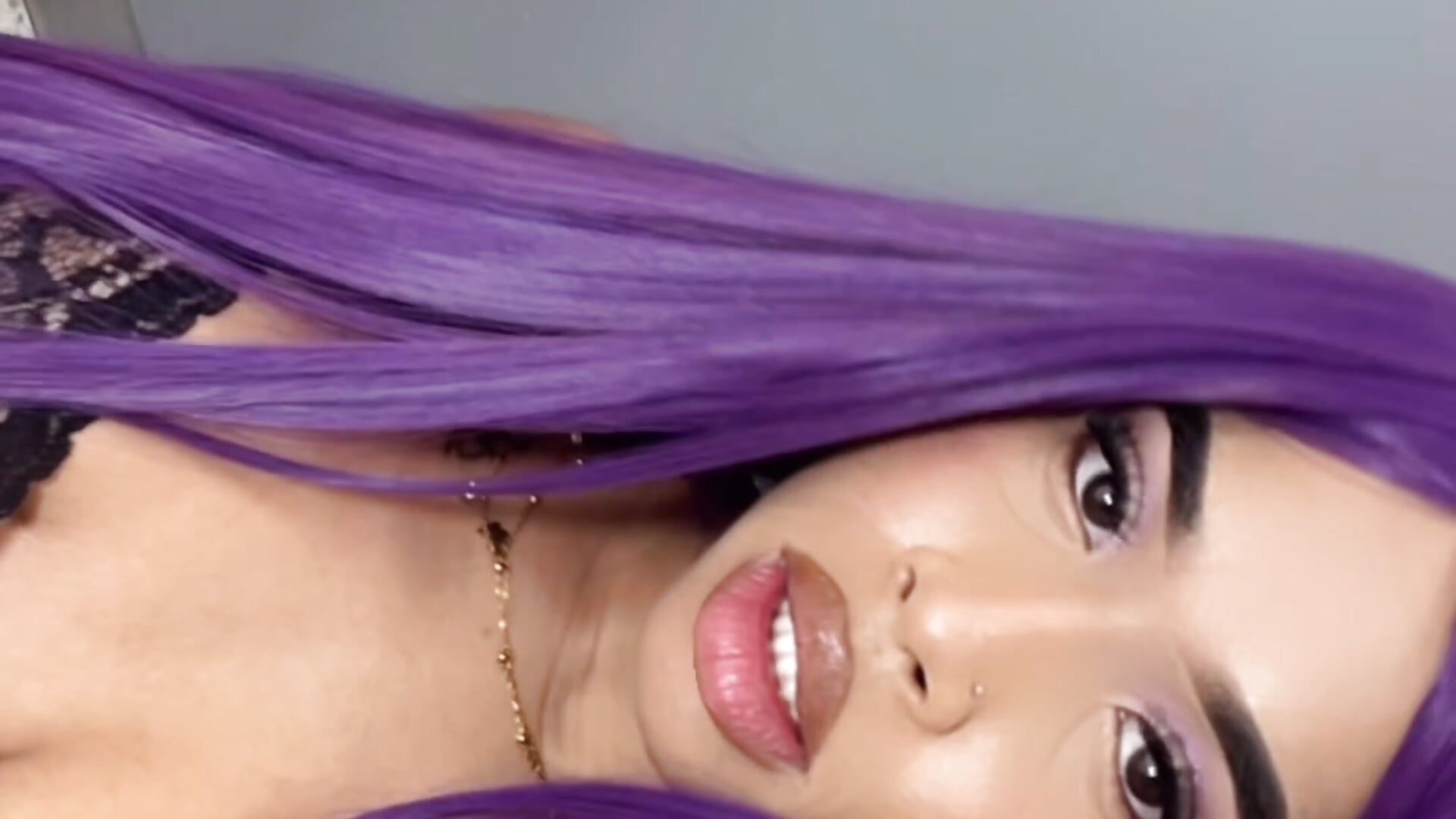 😈💜 - emmagirl0 adlı kamera modelinin videosu