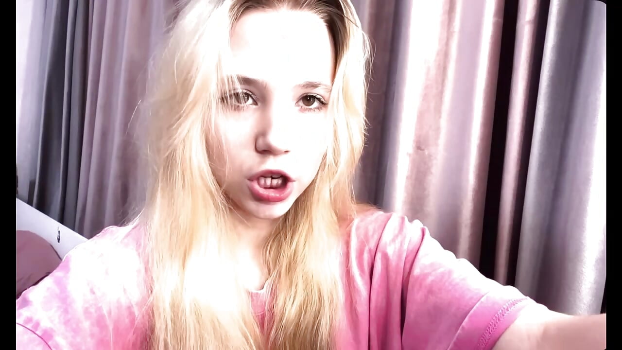 Just me just song - فيديو من BuffyArdaly موديل الكام