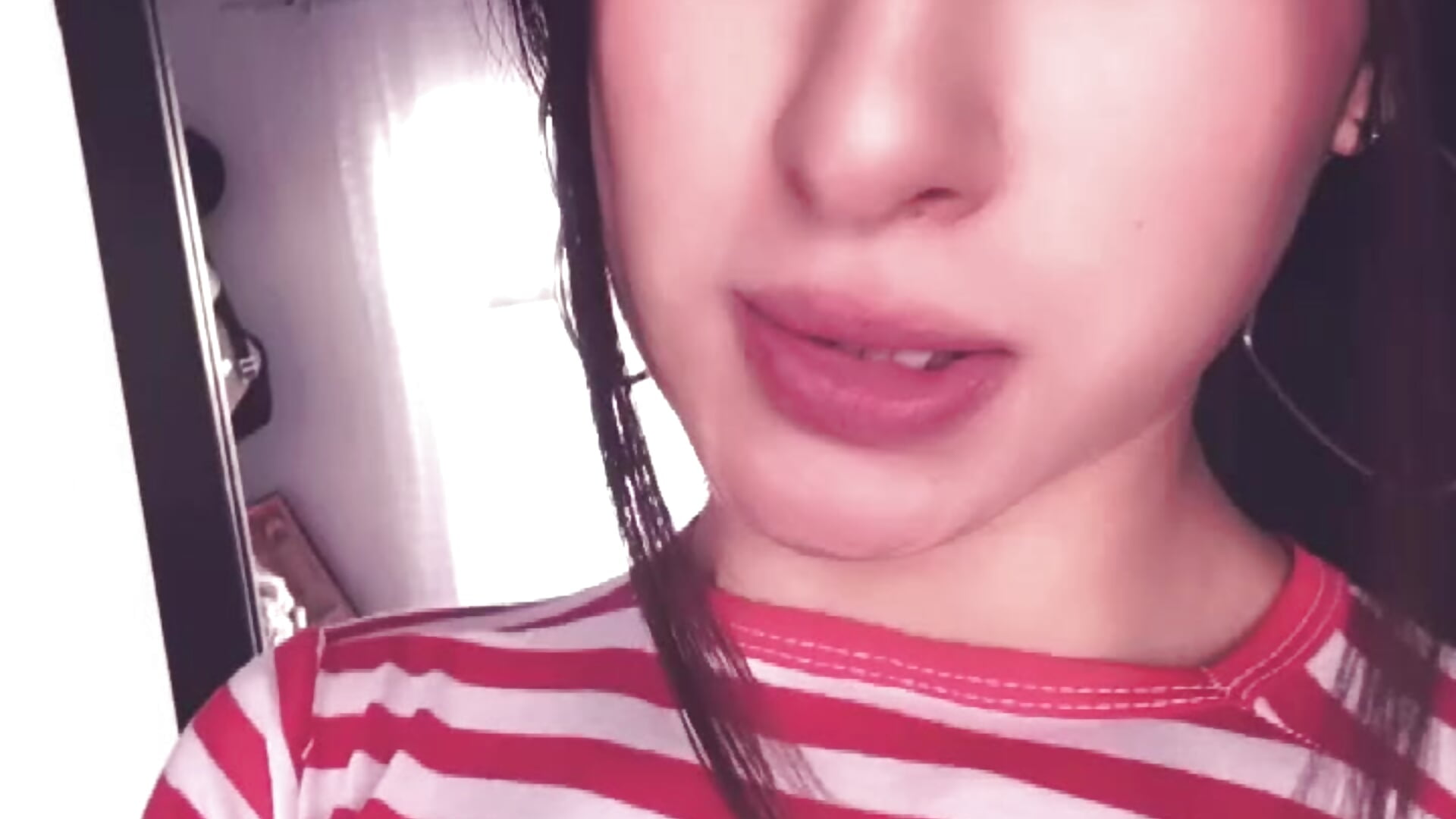 1000134405 - відео від вебкаммоделі Sarah31v