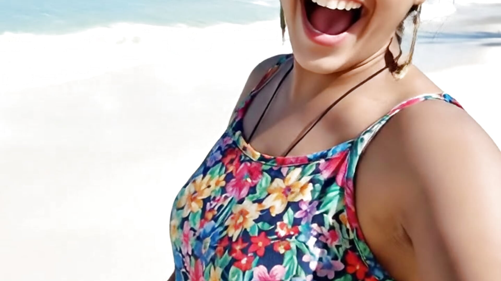 1000264020 — filmik HotRiya666, modela(-lki) na kamerkach