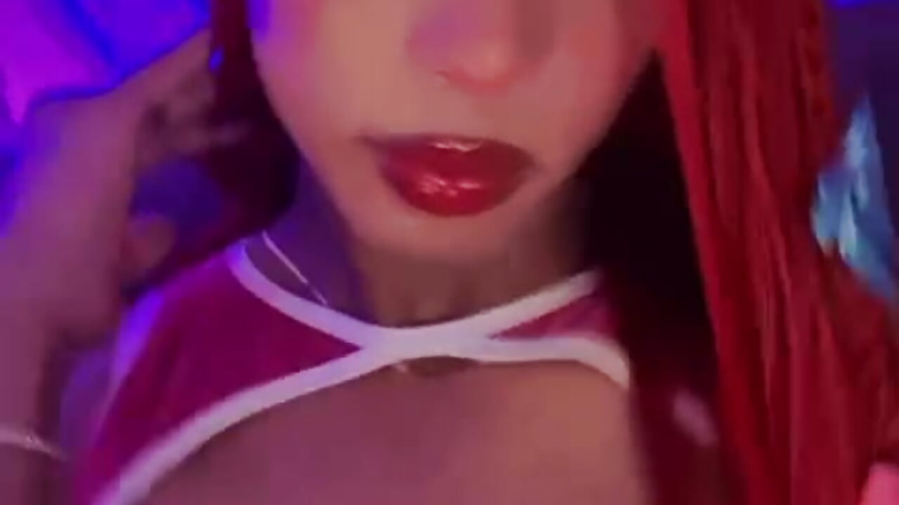 Your favorite redhead – video modela na kameri Adonis_hot