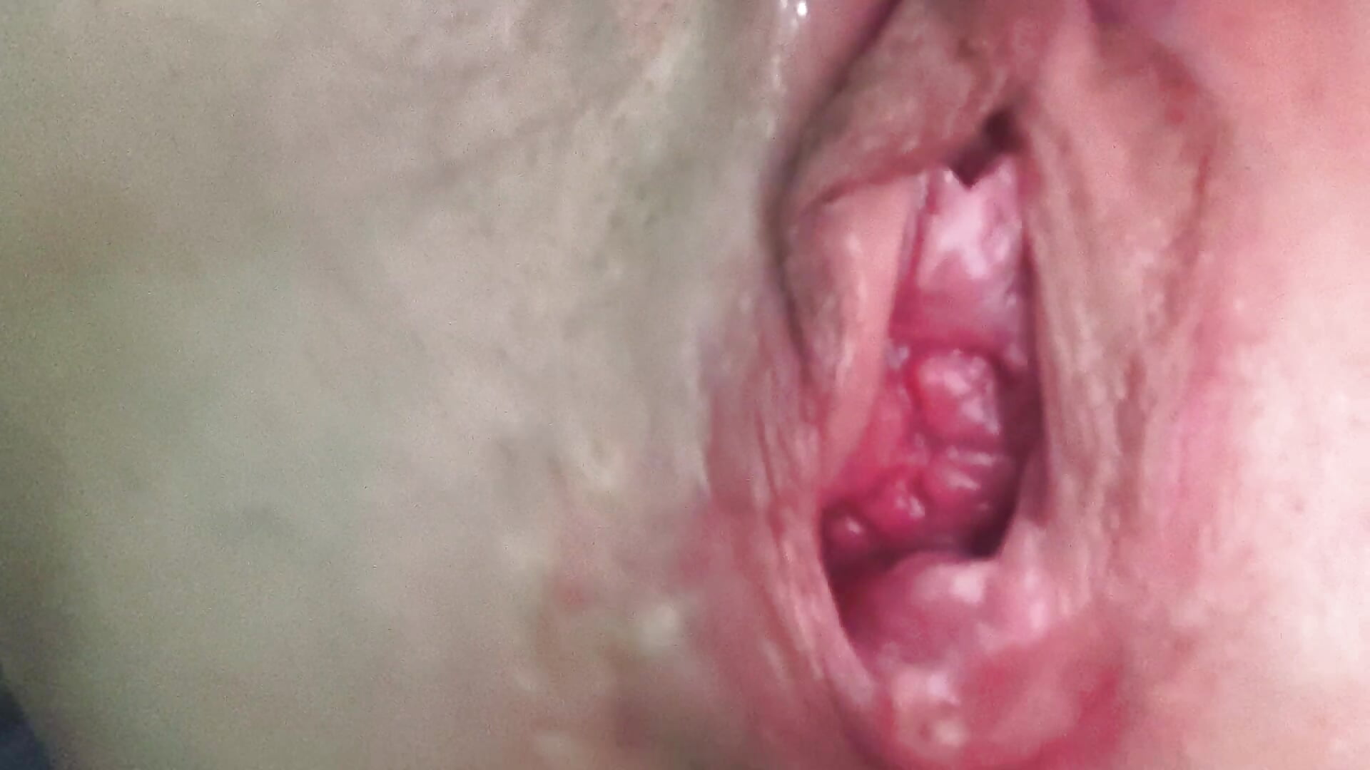 My pussy is wet 💦