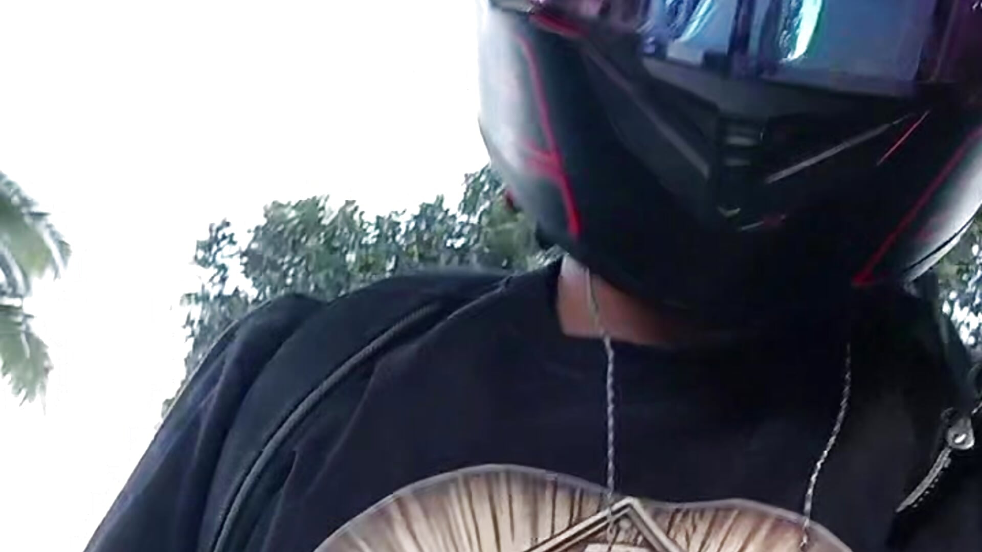 Moto - Vídeo de Andersymarthaa, modelo de vídeos