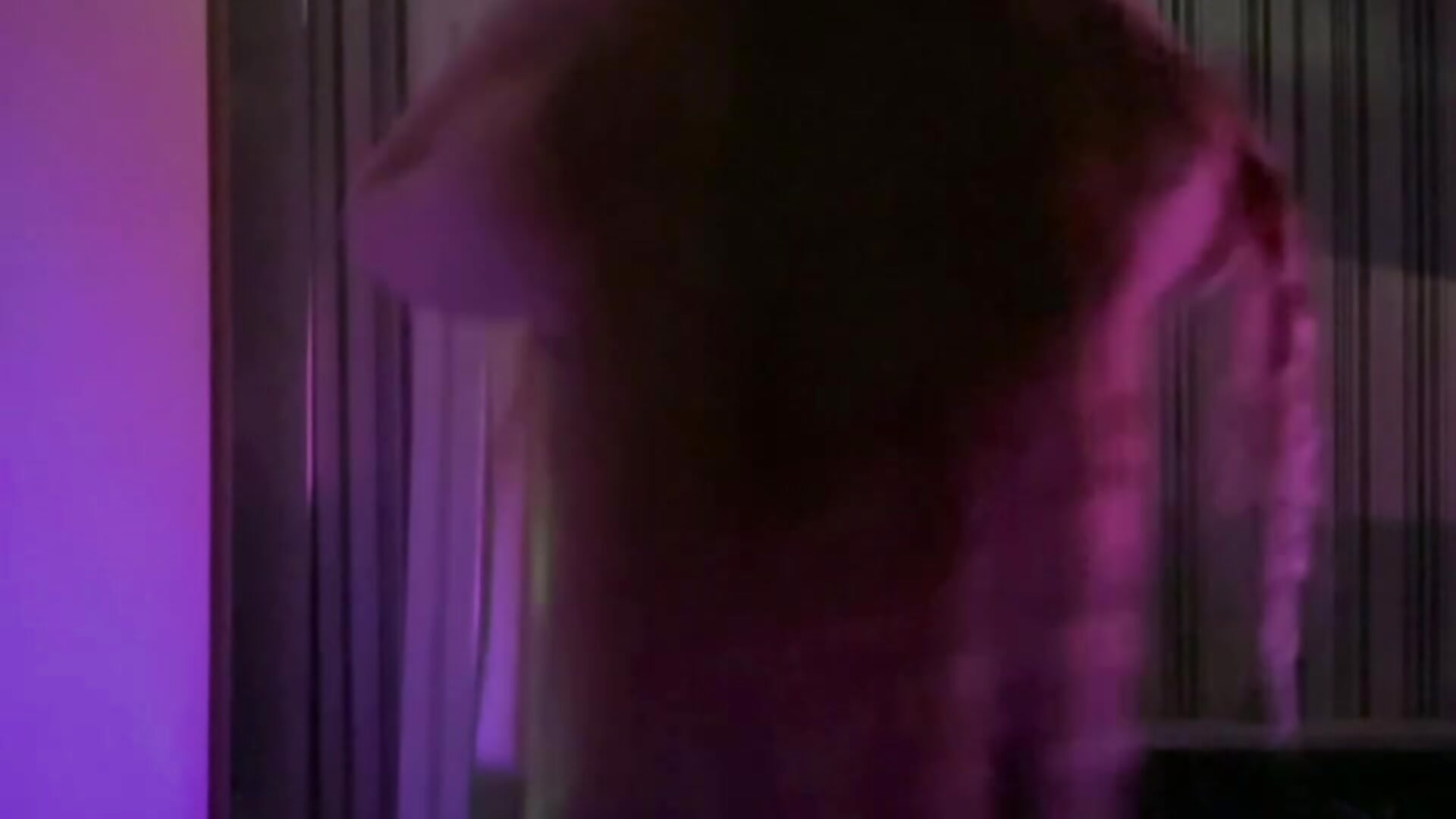 some vids - video di EmilyBubble modella di cam