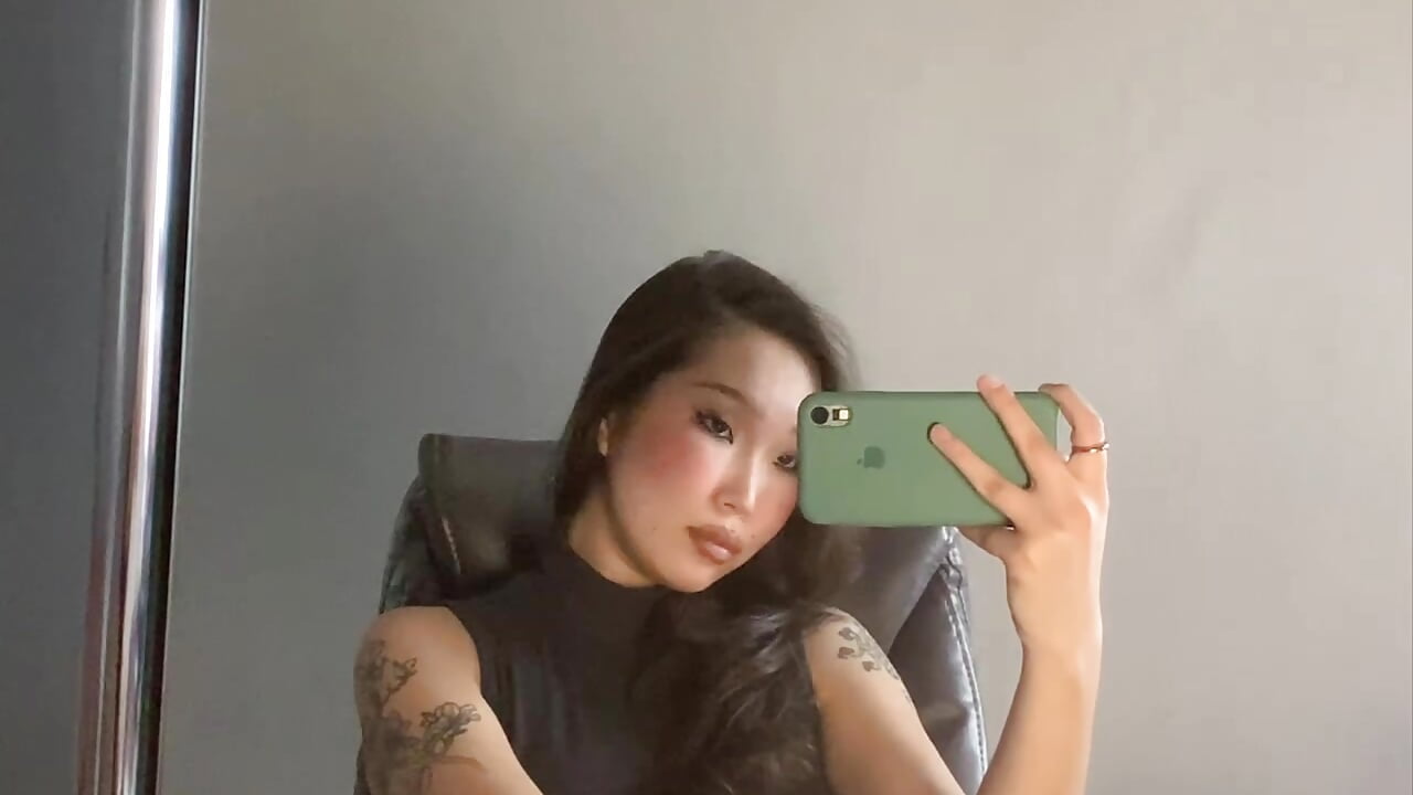 My tattoo - ElinaMotion adlı kamera modelinin videosu