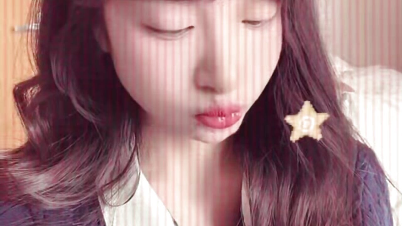 315 - video by Xiaoyun_6666 cam model