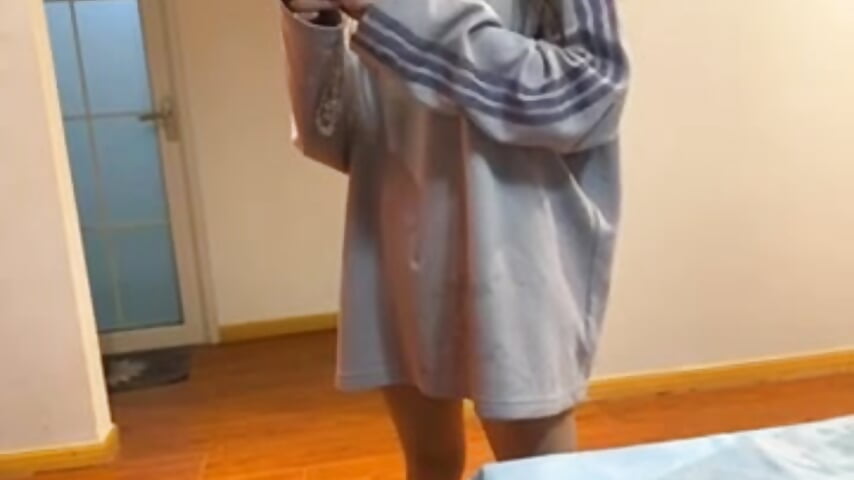 79069867815__D7112EDF-5995-4744-9FC9-0432C6D46A08.MOV - vídeo de la modelo de cam TEVDKA