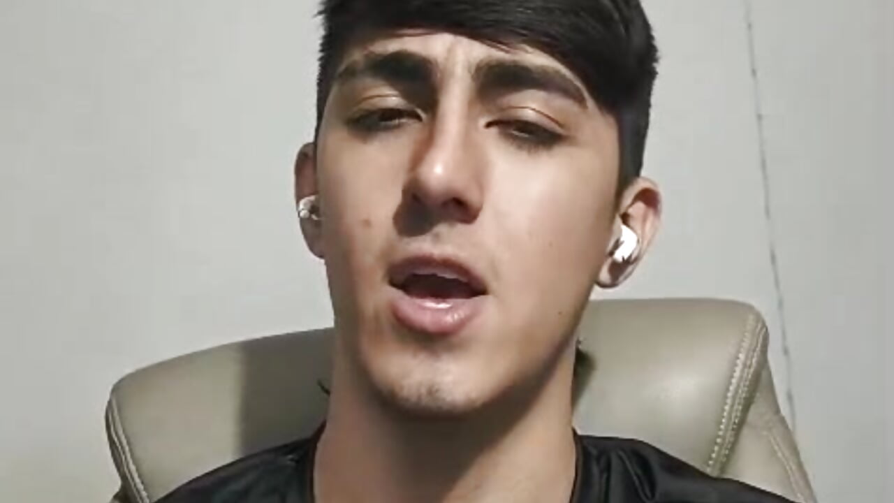 WhatsApp Video 2026-01-21 at 12,50,20 AM – video modela na kameri babyted272