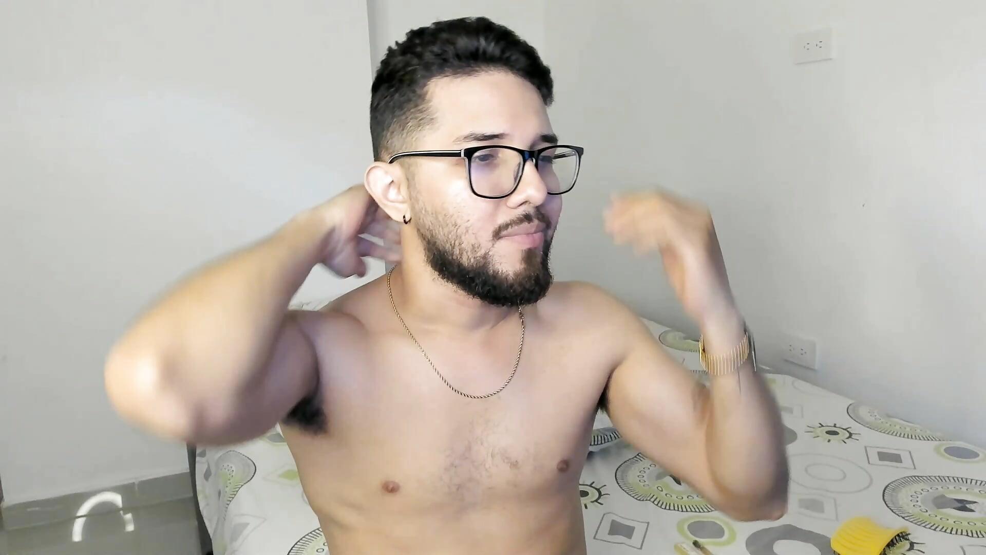 LeoAnderson__ adlı kamer modelinin viral videoları:  9748